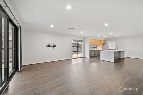Property photo of 9 Fairbrother Street Strathnairn ACT 2615