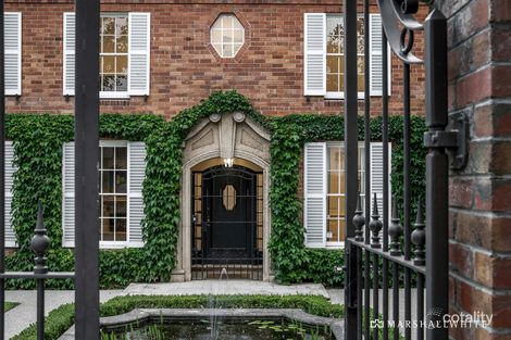 Property photo of 35 Clendon Road Toorak VIC 3142