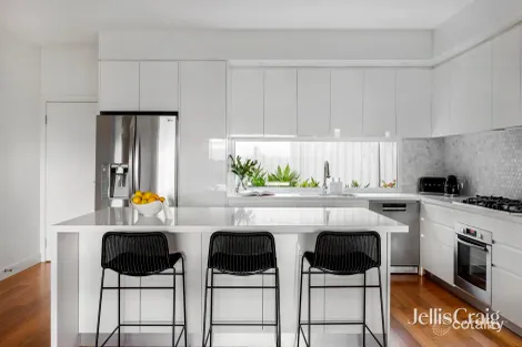 Property photo of 46 Henry Street Eltham VIC 3095