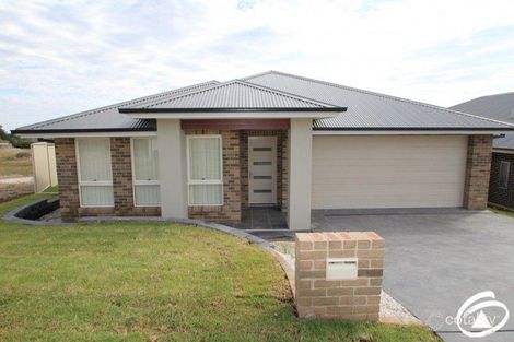 Property photo of 19 Dimboola Way Orange NSW 2800