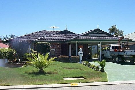 17 Oakfield Rtt, Ballajura, WA 6066