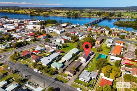 2/102a Albert St, Taree, NSW 2430