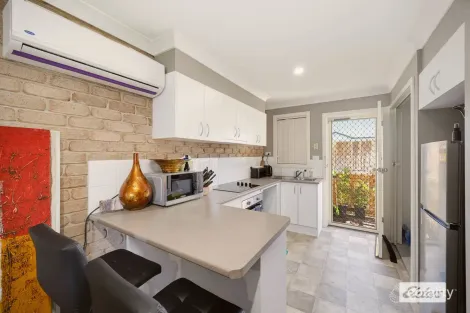 Property photo of 2/102A Albert Street Taree NSW 2430