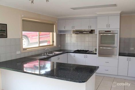 Property photo of 2/72 Halletts Way Bacchus Marsh VIC 3340