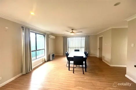 8 Falcon Pl, Ingleburn, NSW 2565