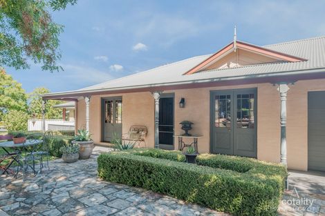 Property photo of 27 Overlanders Way Hillvue NSW 2340