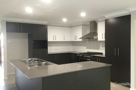 Property photo of 2 Madeleine Court Glenvale QLD 4350