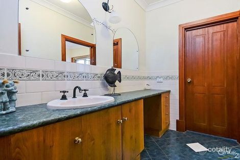 Property photo of 3 Brownhill Lane Mawson Lakes SA 5095