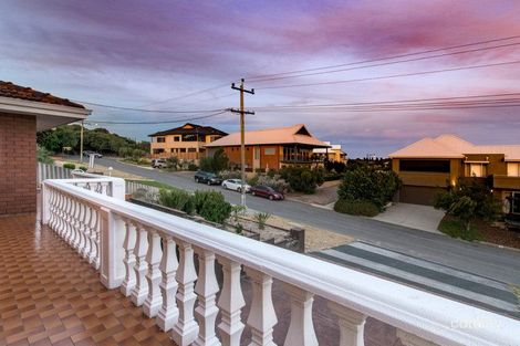 Property photo of 32 Moran Court Beaconsfield WA 6162