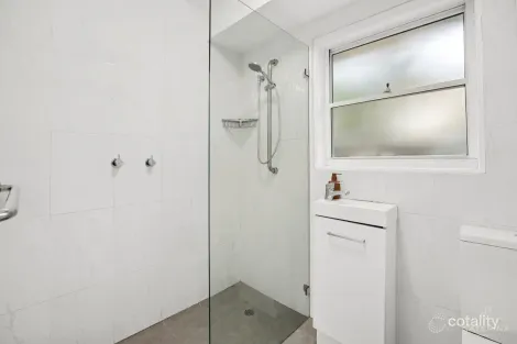 Property photo of 2/80 Howard Avenue Dee Why NSW 2099