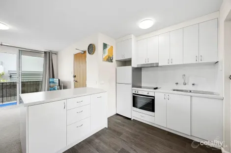 Property photo of 2/80 Howard Avenue Dee Why NSW 2099