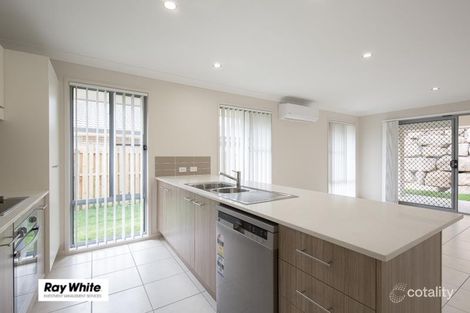 Property photo of 28 Vista Crescent Pimpama QLD 4209