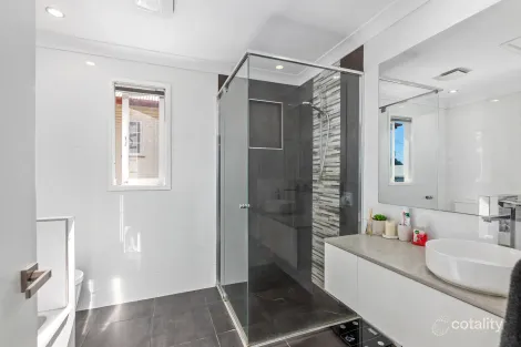Property photo of 13 Gilmore Street Leichhardt QLD 4305