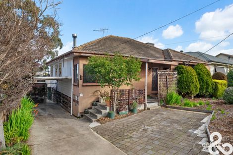 Property photo of 31 Dorrington Avenue Reservoir VIC 3073