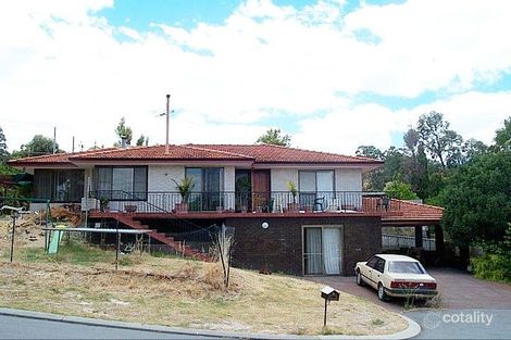 2 Wyong Pl, Mount Nasura, WA 6112