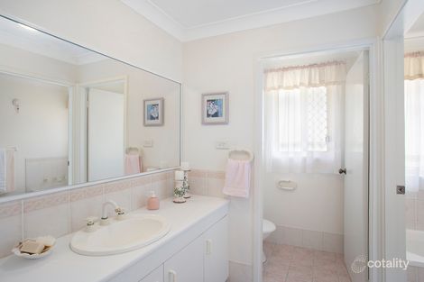 Property photo of 2 Kato Close Kanwal NSW 2259