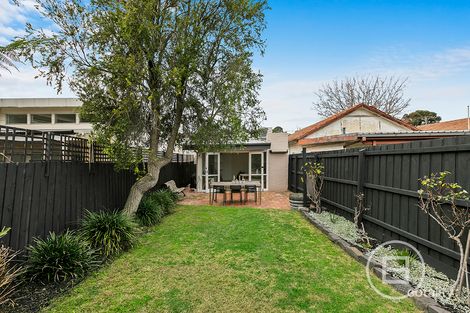 Property photo of 43 Edgevale Road Kew VIC 3101