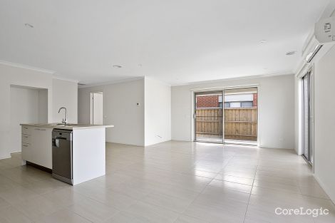 Property photo of 19 Oradala Rise Werribee VIC 3030