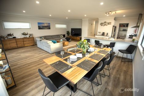 Property photo of 4 Nautilus Close Paynesville VIC 3880