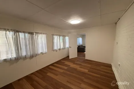 2 Grimrey Rd, Lockridge, WA 6054