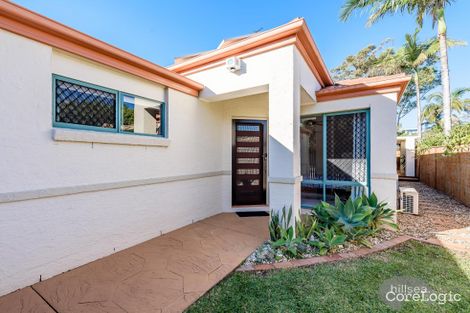 Property photo of 2/7 Coral Avenue Labrador QLD 4215