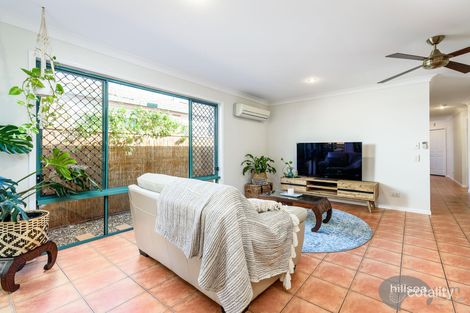 Property photo of 2/7 Coral Avenue Labrador QLD 4215