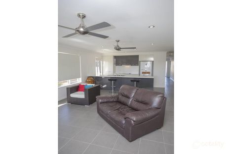 Property photo of 18 Archer Street Chinchilla QLD 4413