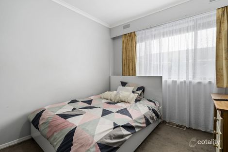 Property photo of 2 Batson Crescent Elliminyt VIC 3250