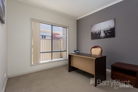 Property photo of 22 Palmer Avenue Point Cook VIC 3030