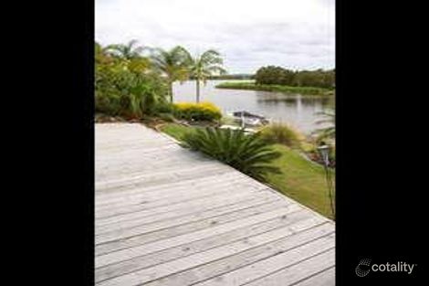 Property photo of 14 Saint Martin Place Clear Island Waters QLD 4226