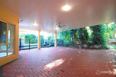 Property photo of 1 Whitehaven Court Clifton Beach QLD 4879