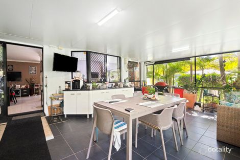 Property photo of 1 Snowdrop Avenue Currimundi QLD 4551