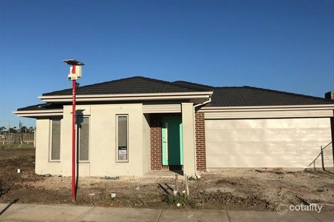 33 Prospector Cres, Diggers Rest, VIC 3427