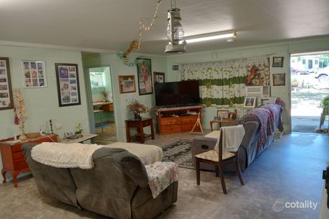 Property photo of 17 Shield Avenue Eidsvold QLD 4627