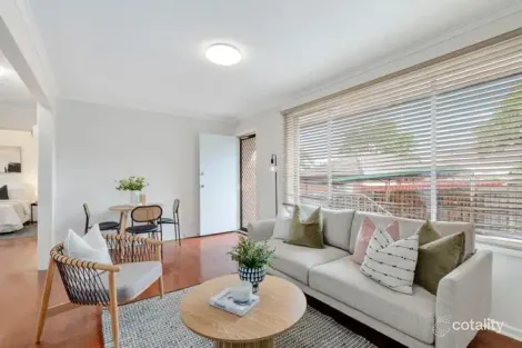Property photo of 2/10 Stapley Crescent Chadstone VIC 3148