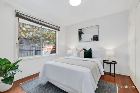 Property photo of 2/10 Stapley Crescent Chadstone VIC 3148