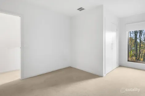 Property photo of 75 Seagrass Crescent Point Cook VIC 3030