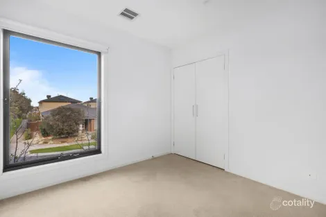 Property photo of 75 Seagrass Crescent Point Cook VIC 3030