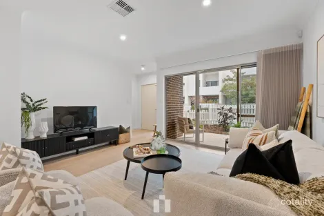 Property photo of 3 Catseye Walk Treeby WA 6164