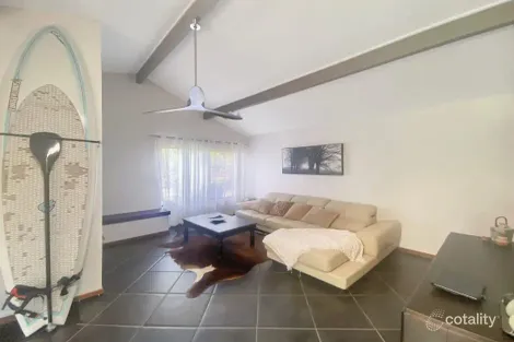 Property photo of 81 Yakola Parade Alexandra Headland QLD 4572