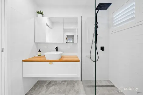 Property photo of 2/52 Kennedy Drive Tweed Heads NSW 2485