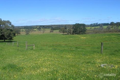 40 Johnsons Rd Extension, Barongarook, VIC 3249