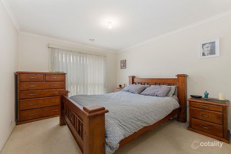 Property photo of 2/11-13 Perrett Avenue St Albans VIC 3021