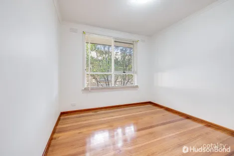 Property photo of 30 Pinnacle Crescent Bulleen VIC 3105