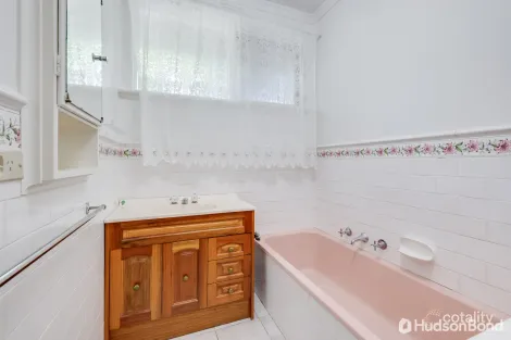 Property photo of 30 Pinnacle Crescent Bulleen VIC 3105