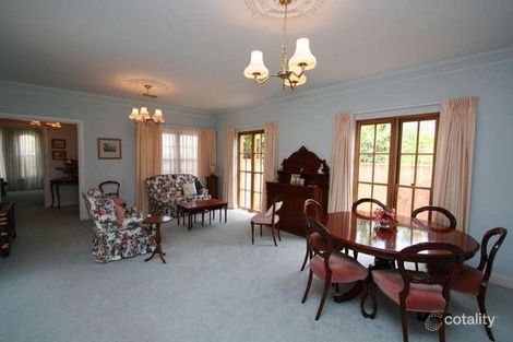 2 Fernleigh Ave, Beaumont, SA 5066