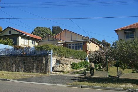 42 Eastern Valley Way, Northbridge, NSW 2063