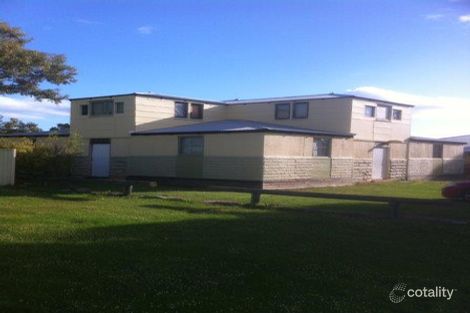 17 Humphrey St, Pinjarra, WA 6208