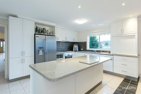Property photo of 32 Meadenhall Drive St Albans Park VIC 3219