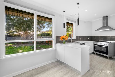 Property photo of 4 Connell Close Dingley Village VIC 3172